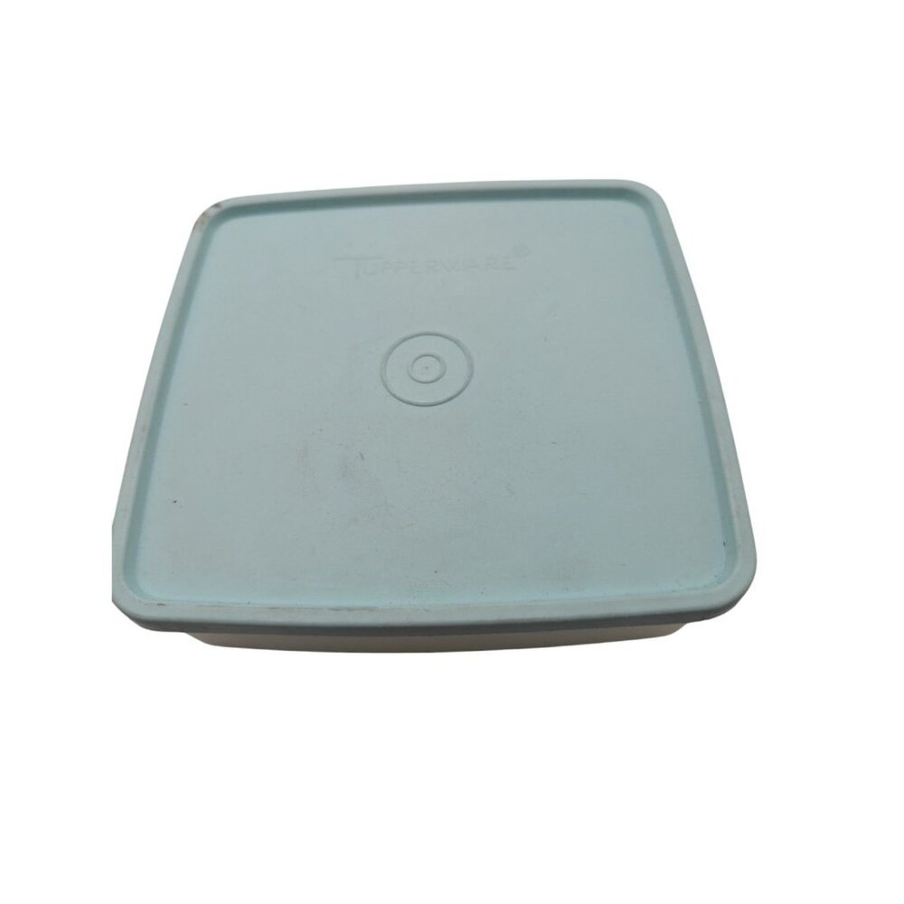 TUPPERWARE- Sandwich Keepers- green - #670-2 base, 671-38 top - Vintage - Picture 2 of 10